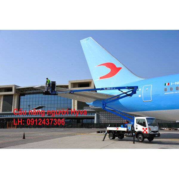 Xe nâng người sửa chữa điện
