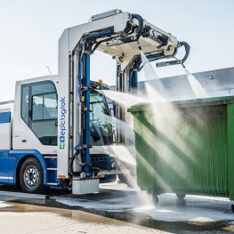 Xử Lý Vệ Sinh Thùng Rác Công Nghiệp Bằng Xe Rửa Di Động Tiêu Chuẩn Châu Âu